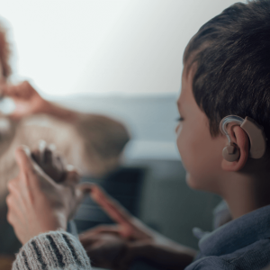Uditiva-Mente: dalla percezione uditiva alla parola. Basi valutative e riabilitative audiometriche e logopediche - Logos Classics